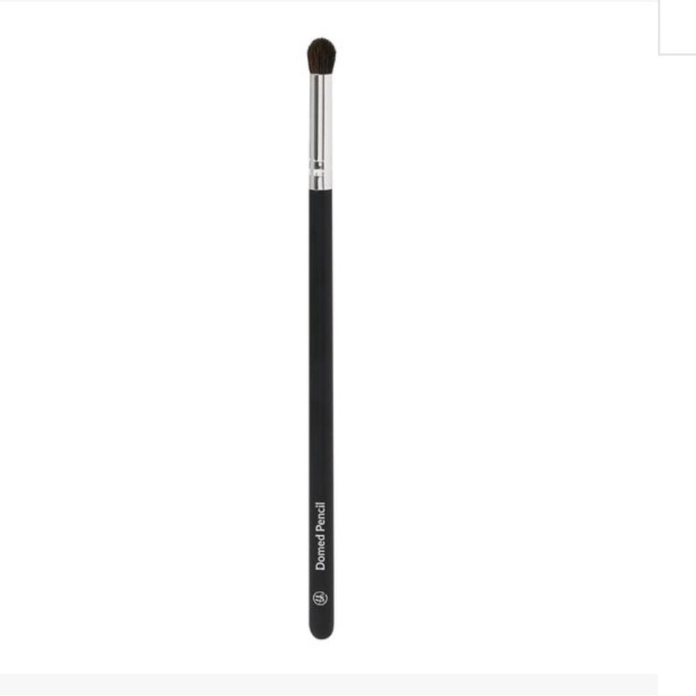 NWT bh cosmetics domed pencil brush for eye shadow
